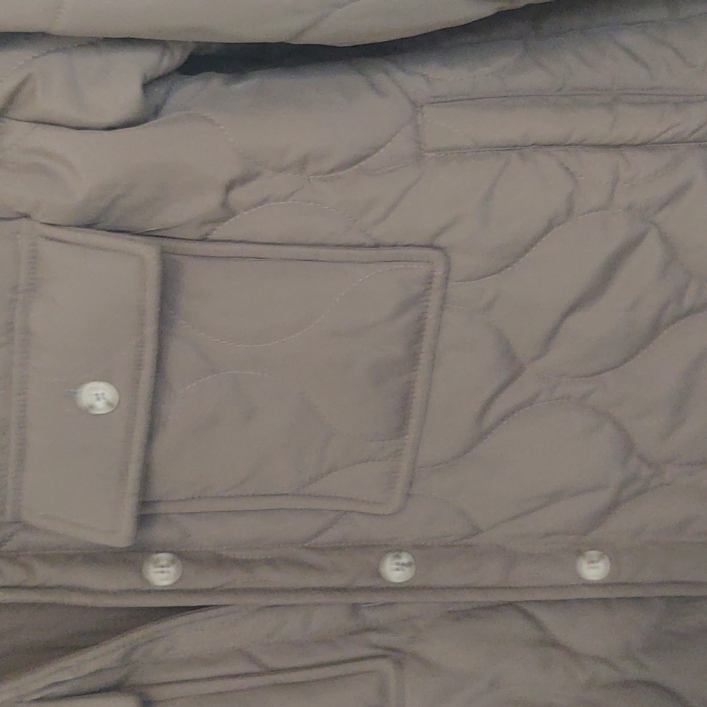 Oversized Quilted Jacket - Picture 3 of 7